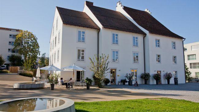 Hotel Castle Garden Binningen Exterior photo